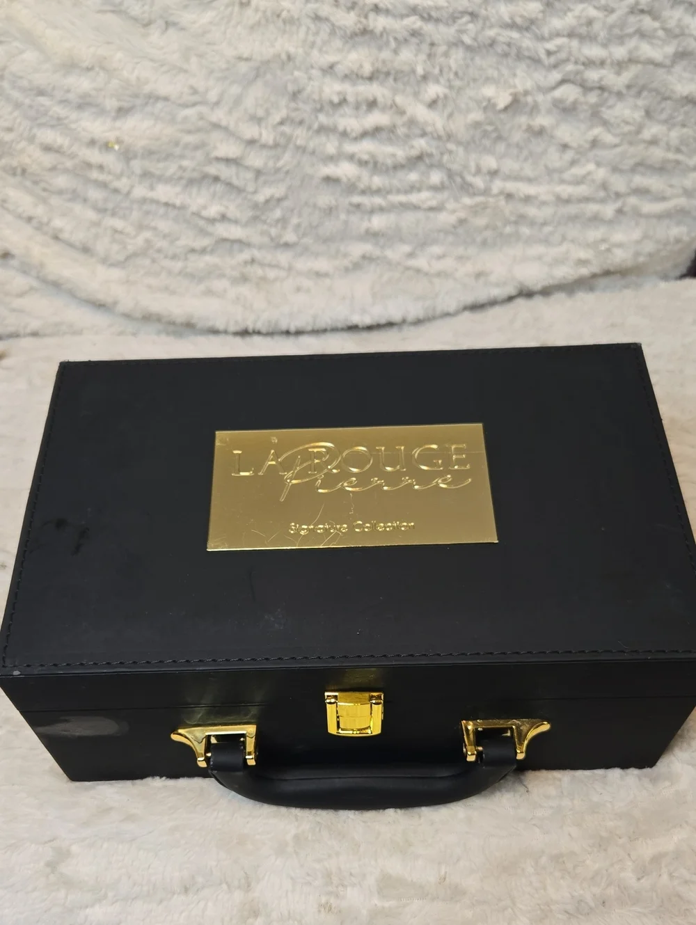 La Rouge Pierre Regenerative Face Neck & Decollete Mask - Black & Gold
